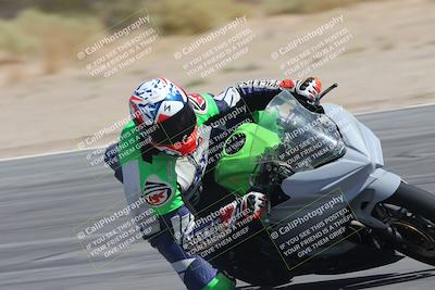 media/Sep-20-2025-Race Pace (Sat) [[d4e1b33f4d]]/Verified/Turn 10 Inside (1125am)/